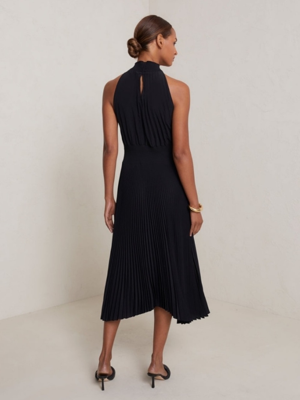 A.L.C. Renzo Black Matte Pleated Halter Midi Dress Size 0 - Picture 3 of 15